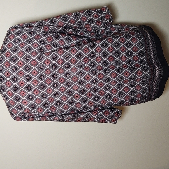 Ann Taylor Woman's Blouse - Picture 5 of 6